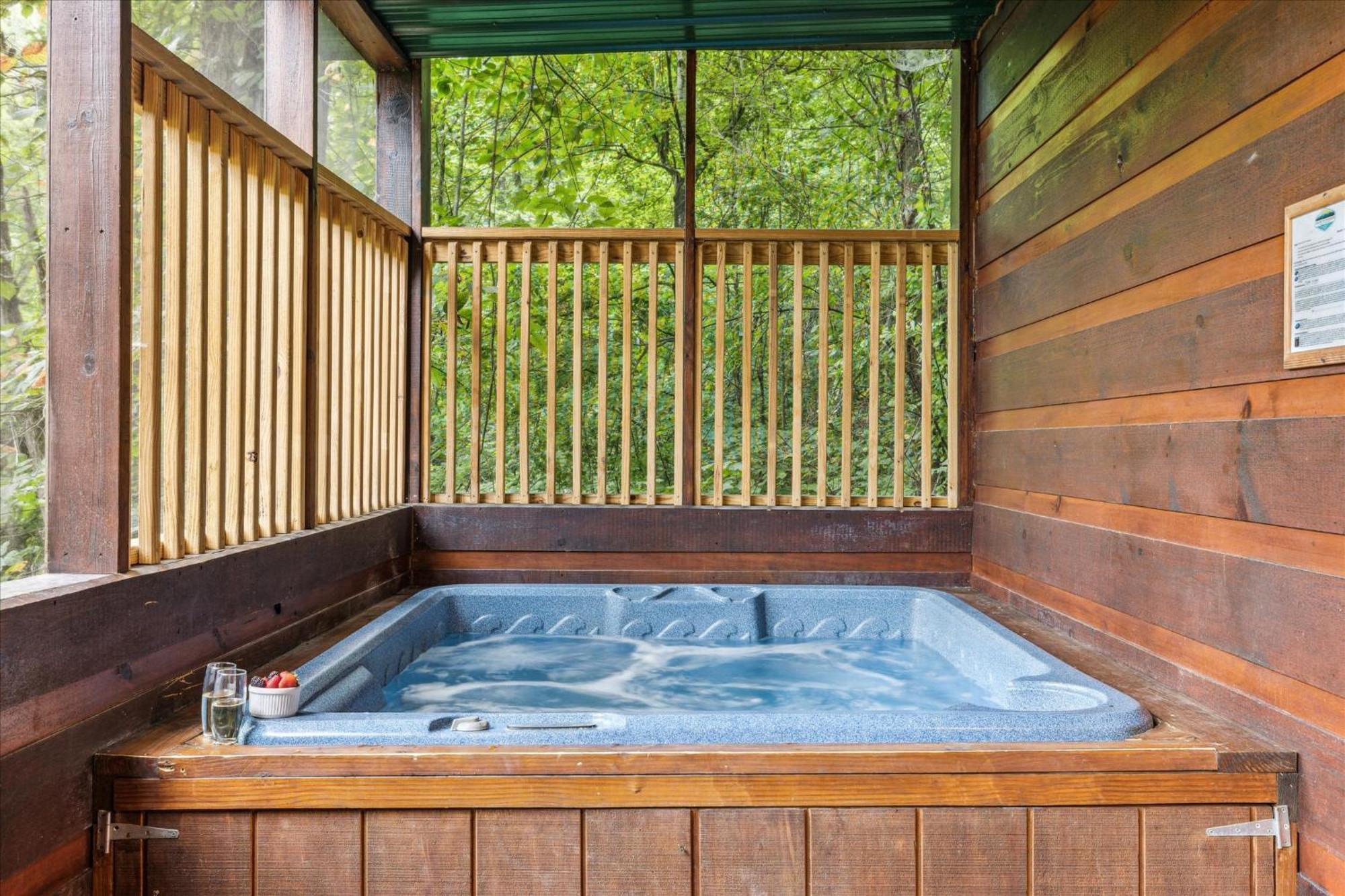 Brave Eagle Cabin Sevierville Extérieur photo